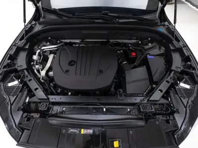 Volvo XC60 2025, 10738 км, за 35179.17 USD - фото 6