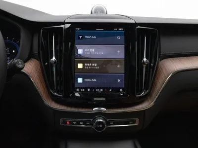 Volvo XC60 2025, 10738 км, за 35179.17 USD - фото 16