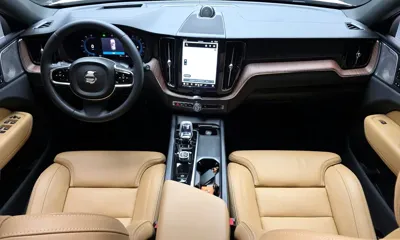 Volvo XC60 2024, 35223 км, за 30987.77 USD - фото 7