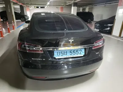 Tesla Model S 2018, 95238 км, за 24615.99 USD
