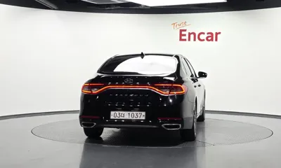 Hyundai Grandeur 2018, 55367 км, за 10944.63 USD