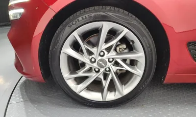 Genesis G70 2022, 96617 км, за 15460.85 USD