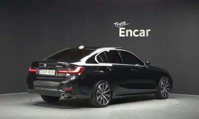 BMW 3-Series 2020, 85982 км, за 16848.83 USD