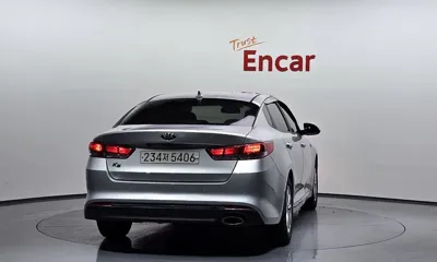 Kia K5 2016, 139147 км, за 4992.12 USD