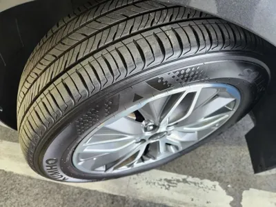 Kia K5 2023, 26208 км, за 17524.44 USD