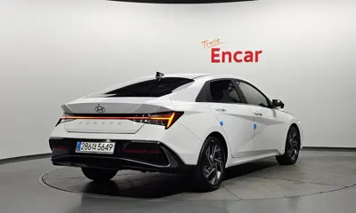Hyundai Avante 2024, 11683 км, за 14713.6 USD