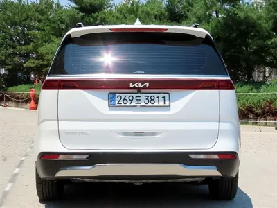 Kia Canival 2023, 49940 км, за 18773.8 USD