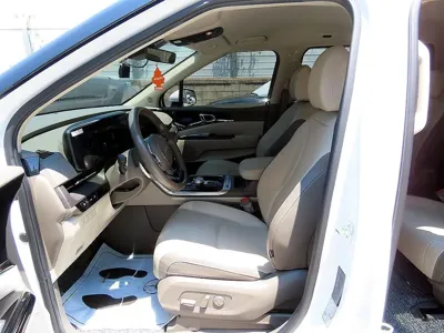 Kia Canival 2023, 49940 км, за 18773.8 USD