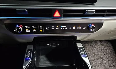 Kia Sorento 2024, 30119 км, за 28338.78 USD - фото 30