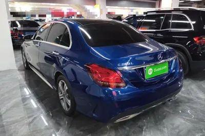 Mercedes-Benz C-Class 2021, 52200 км, за 22292 USD