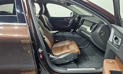 Volvo XC60 2019, 50702 км, за 20021.01 USD - фото 26