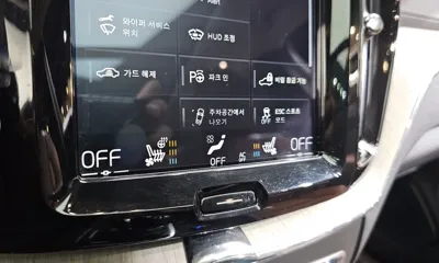 Volvo XC60 2019, 50702 км, за 20021.01 USD - фото 30