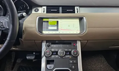 Land Rover Range Rover Evoque 2018, 88083 км, за 8905.93 USD - фото 13