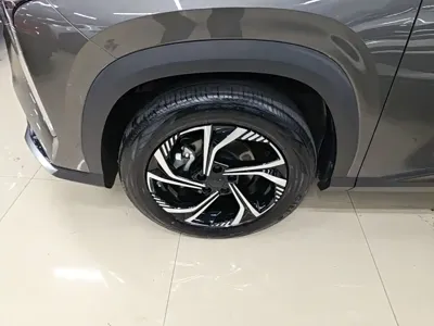 Geely Boyue 2023, 33100 км, за 9518.33 USD - фото 23