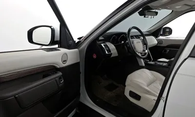 Land Rover Discovery 2017, 84152 км, за 19154.28 USD - фото 10