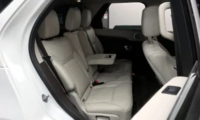 Land Rover Discovery 2017, 84152 км, за 19154.28 USD - фото 12