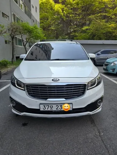 Kia Canival 2015, 132168 км, за 6641.92 USD