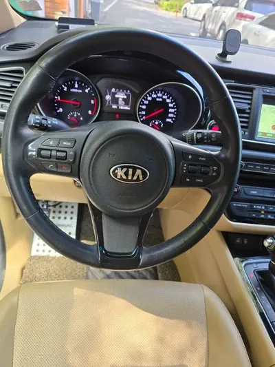 Kia Canival 2015, 132168 км, за 6630.69 USD - фото 19