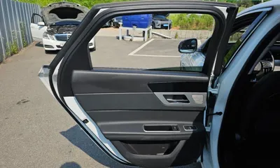 Jaguar XF 2018, 129419 км, за 6180.07 USD - фото 25