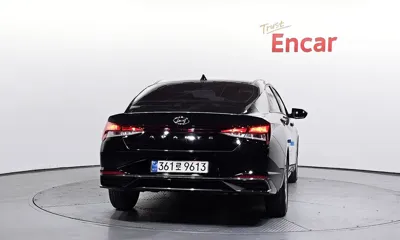 Hyundai Avante 2021, 44236 км, за 11760.82 USD