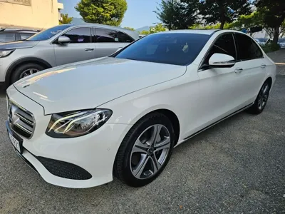 Mercedes-Benz E-Class 2019, 29500 км, за 16895.27 USD - фото 2