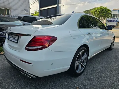 Mercedes-Benz E-Class 2019, 29500 км, за 16895.27 USD - фото 4