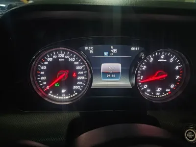 Mercedes-Benz E-Class 2019, 29500 км, за 16895.27 USD - фото 19