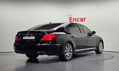 Hyundai Equus 2011, 244204 км, за 3835.4 USD