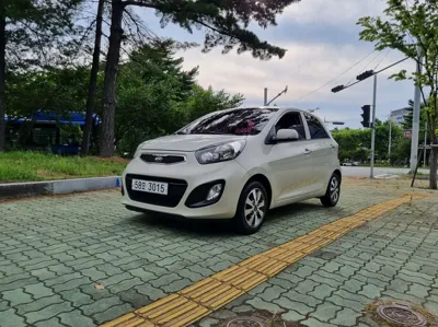 Kia Morning 2013, 29569 км, за 3120.52 USD