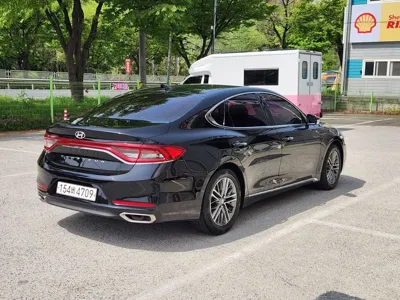 Hyundai Grandeur 2017, 117000 км, за 8532.58 USD - фото 6