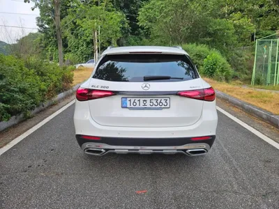 Mercedes-Benz GLC-Class 2025, 10087 км, за 43980.57 USD