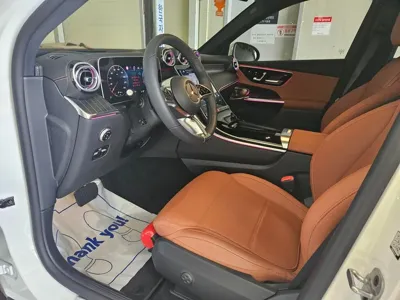 Mercedes-Benz GLC-Class 2025, 10087 км, за 43980.57 USD - фото 8
