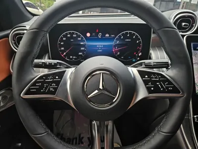 Mercedes-Benz GLC-Class 2025, 10087 км, за 43980.57 USD - фото 9