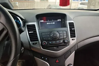 Chevrolet Cruze 2014, 20200 км, за 4151 USD - фото 10