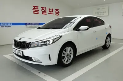Kia K3 · 2017 год
