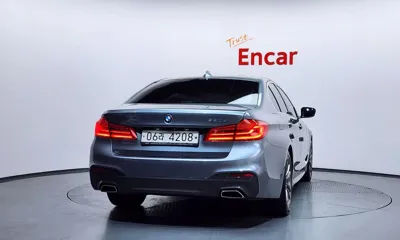 BMW 5-Series 2019, 123381 км, за 16856.17 USD