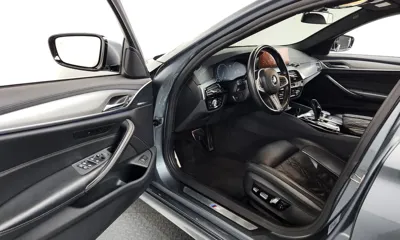 BMW 5-Series 2019, 123381 км, за 16856.17 USD - фото 10