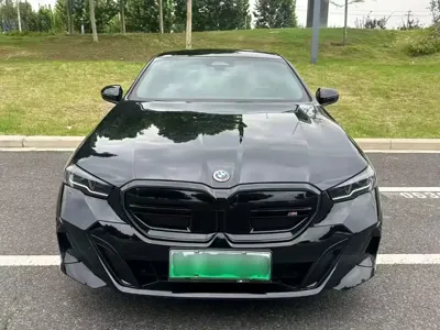 BMW i5 2025, 23000 км, за 34284.21 USD
