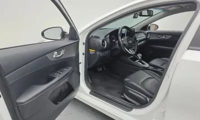 Kia K3 2021, 53856 км, за 9058.68 USD - фото 10