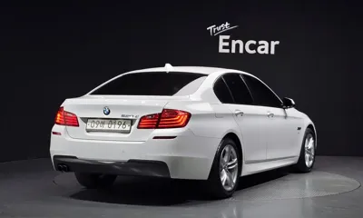 BMW 5-Series 2016, 36653 км, за 15504.89 USD