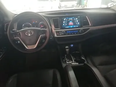 Toyota Highlander 2016, 131800 км, за 12524.12 USD - фото 10