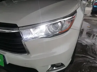 Toyota Highlander 2016, 131800 км, за 12524.12 USD - фото 24