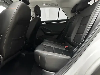 Volkswagen T-Roc 2022, 26200 км, за 16627.11 USD - фото 21
