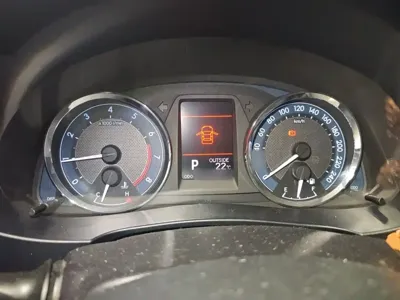 Toyota Corolla 2016, 115800 км, за 6804.42 USD