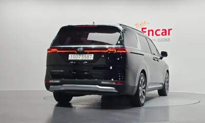 Kia Canival 2021, 84646 км, за 15526.92 USD