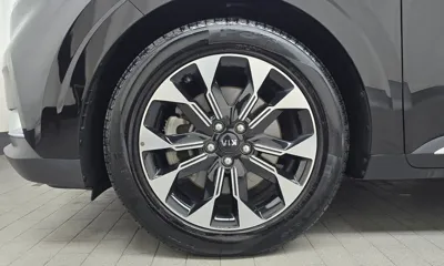 Kia Canival 2021, 84646 км, за 15526.92 USD