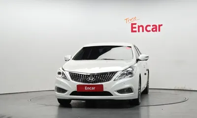 Hyundai Grandeur 2013, 191828 км, за 2816.07 USD