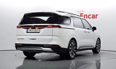 Kia Canival 2021, 37425 км, за 19245.92 USD