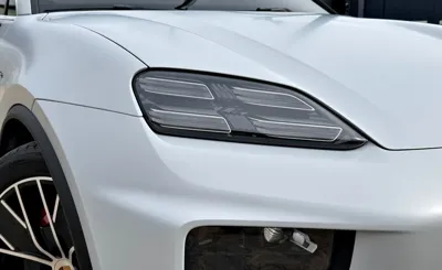 Porsche Macan 2025, 11000 км, за 73934.58 USD