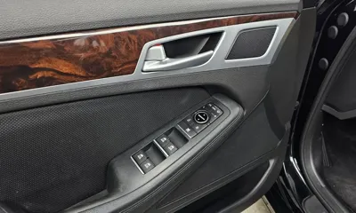 Hyundai Genesis 2016, 123797 км, за 6955.73 USD - фото 16